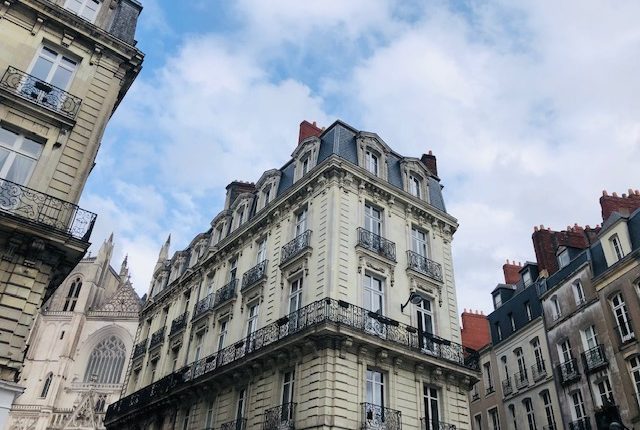 Une réalisation "AMOE LEMAISTRE" en 2021, Rénovation Appartement Ancien - Nantes Centre Historique